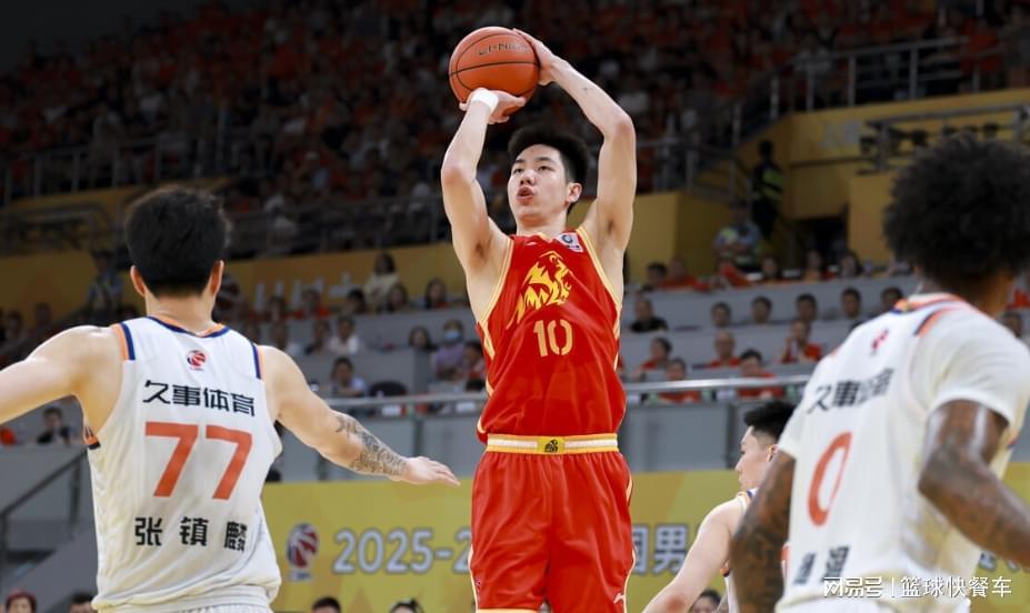 九游娱乐-99比2！CBA总决赛最夸张的比分：广厦能让三追四逆袭上海吗？